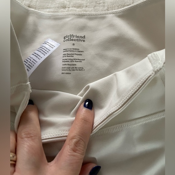 Girlfriend Collective Ivory Compressive Pocket Legging - Picture 3 of 3